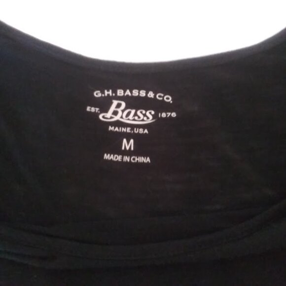 G.H. Bass & CO. women's size M black top - Picture 16 of 16